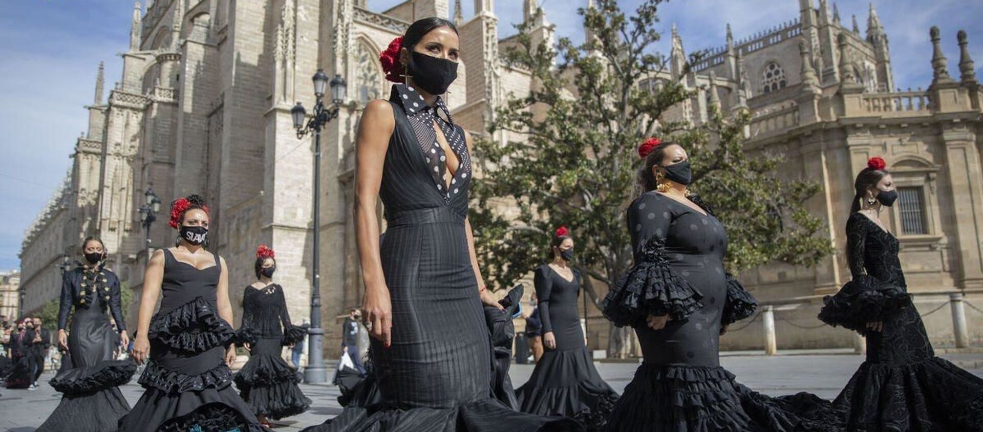 Manifestación en Sevilla de LunarOff - Sputnik Mundo, 1920, 31.10.2020