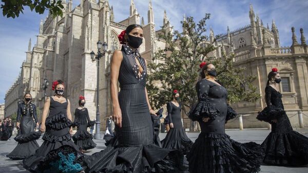 Manifestación en Sevilla de LunarOff - Sputnik Mundo