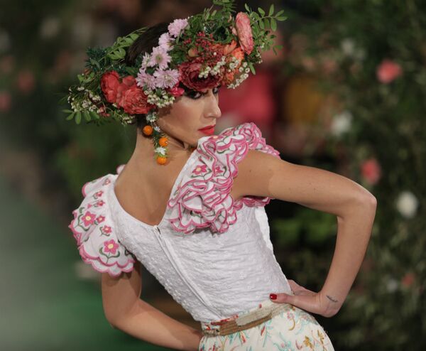 Un mundo sin lunares y volantes: la moda flamenca al borde la extinción - Sputnik Mundo