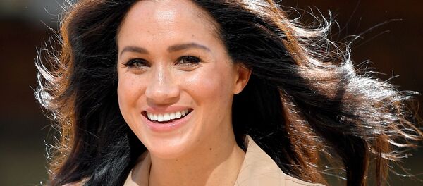 Meghan Markle, exactriz y esposa del príncipe Harry - Sputnik Mundo