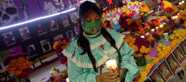 Celebración del Día de los Muertos en México - Sputnik Mundo
