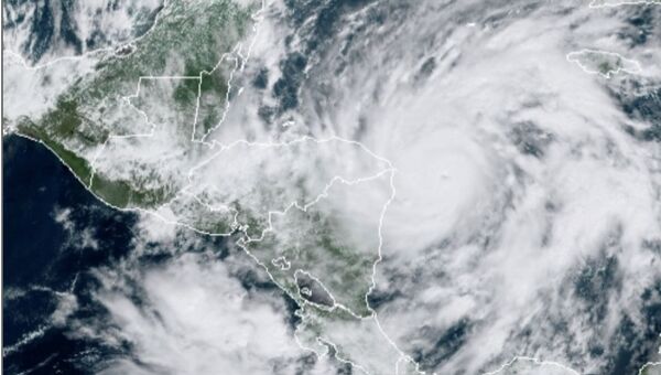 El huracán Eta El huracán Eta - Sputnik Mundo