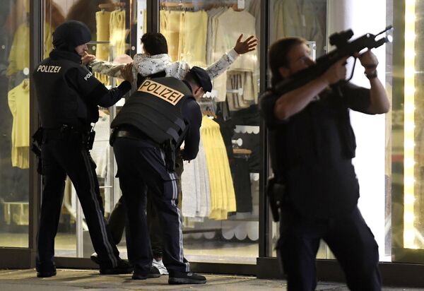 Así vivió Viena la noche de los atentados terroristas - Sputnik Mundo