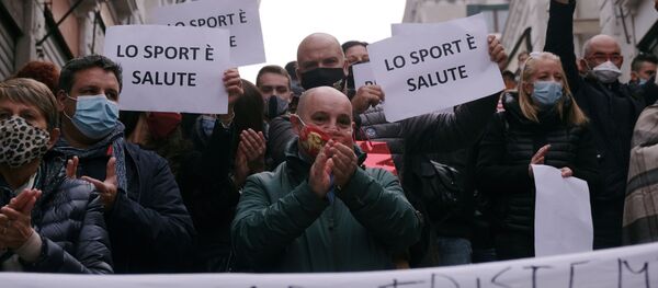 Protestas en Italia - Sputnik Mundo