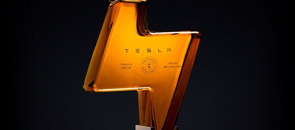 Tesla Tequila, nuevo producto de Tesla - Sputnik Mundo