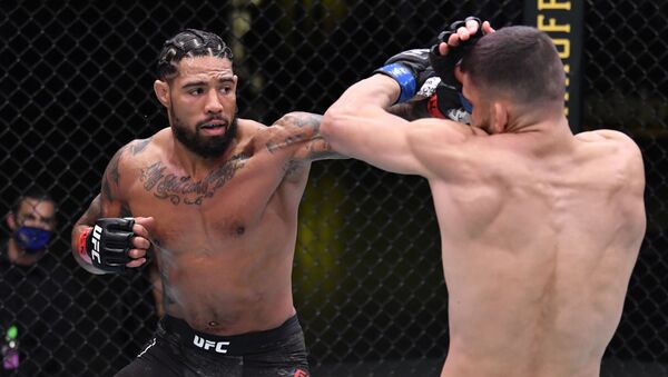 Max Griffin contra Ramiz Brahimaj en la noche de peleas UFC en Las Vegas - Sputnik Mundo