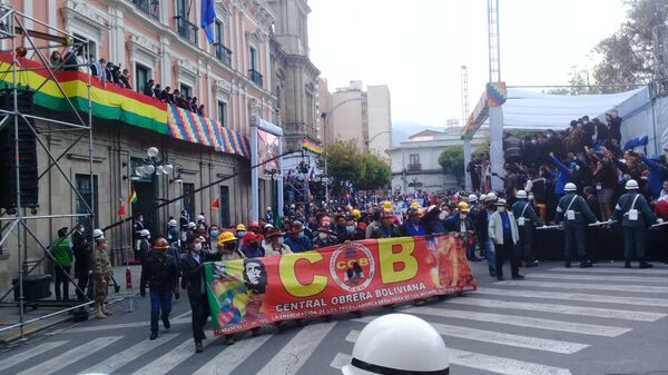 Estalló una fiesta en las calles de La Paz por la recuperación de la democracia | Fotos, vídeos - Sputnik Mundo