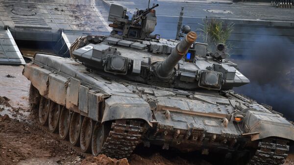 Un tanque T-72B3 (archivo) - Sputnik Mundo