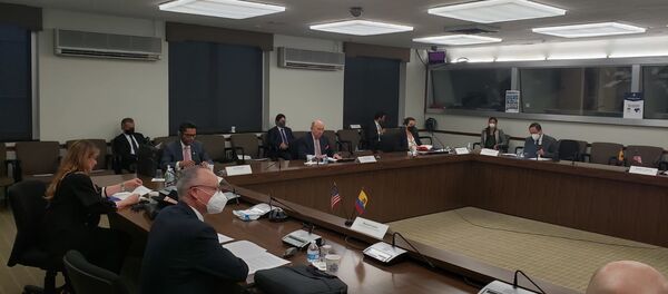 Una nueva ronda de diálogo entre EEUU y Ecuador Una nueva ronda de diálogo entre EEUU y Ecuador - Sputnik Mundo