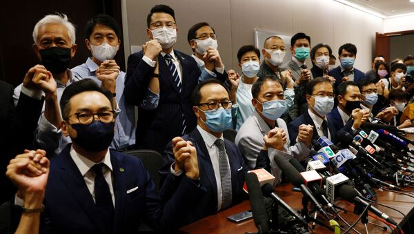  Miembros opositores del Legislativo de Hong Kong - Sputnik Mundo