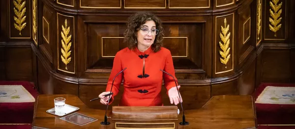 La ministra de Hacienda de España en el debate de la totalidad de los Presupuestos Generales del Estado La ministra de Hacienda de España en el debate de la totalidad de los Presupuestos Generales del Estado - Sputnik Mundo