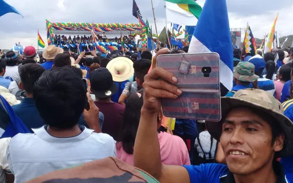 Evo Morales comenzó su discurso pasado el mediodía Evo Morales comenzó su discurso pasado el mediodía - Sputnik Mundo