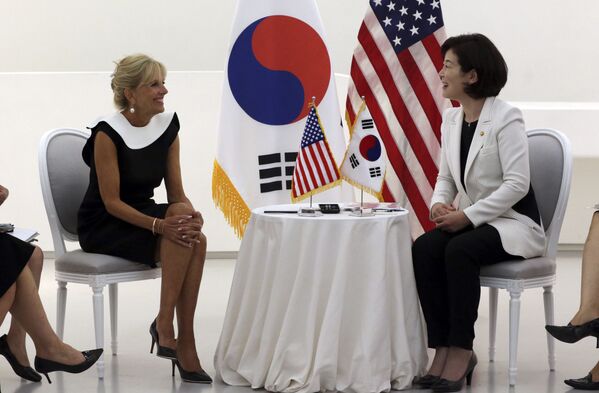 Conoce a Jill Biden, una mujer fuerte a un paso de convertirse en la primera dama de EEUU Conoce a Jill Biden, una mujer fuerte a un paso de convertirse en la primera dama de EEUU - Sputnik Mundo
