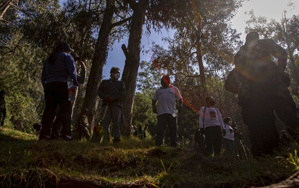 Búsqueda de la Comisión local y familiares de los tres trabajadores de Sanborns desaparecidos en el norte de la Ciudad de México - Sputnik Mundo