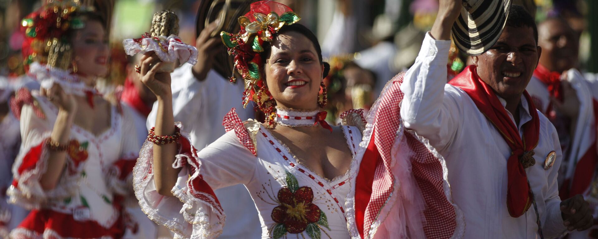 Bailarinas durante una edición del Carnaval de Barranquilla - Sputnik Mundo, 1920, 13.11.2020