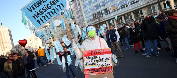 Una protesta contra las restricciones por coronavirus en Alemania (archivo) Una protesta contra las restricciones por coronavirus en Alemania (archivo) - Sputnik Mundo