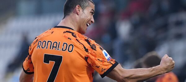 Cristiano Ronaldo, futbolista luso (archivo) - Sputnik Mundo