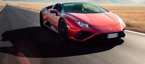 Un Lamborghini  Huracán EVO RWD Spyder (imagen referencial) - Sputnik Mundo