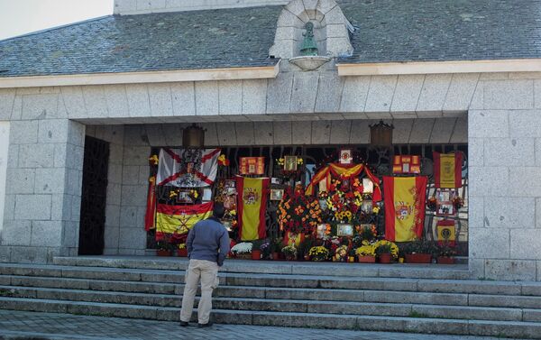 Panteón de Francisco Franco en Mingorrubio (Madrid) - Sputnik Mundo