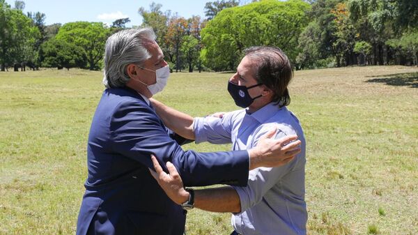 Encuentro entre los presidentes de Argentina y Uruguay, Alberto Fernández y Luis Lacalle Pou - Sputnik Mundo