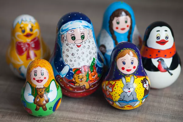 Desde 'Rapunzel' hasta 'Juego de Tronos': así son las matrioshkas de hoy Desde 'Rapunzel' hasta 'Juego de Tronos': así son las matrioshkas de hoy - Sputnik Mundo