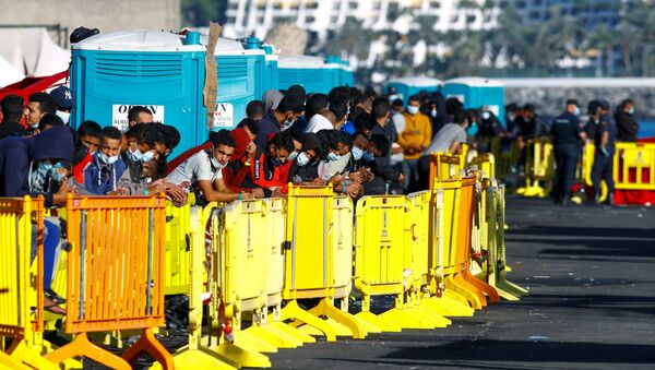 Migrantes en las Islas Canarias - Sputnik Mundo