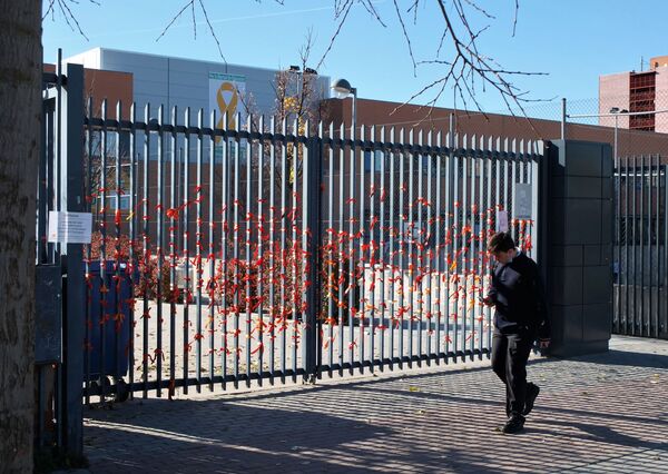 Más libres, más plurales: centros segregados por sexo en España protestan contra la nueva ley de Educación - Sputnik Mundo