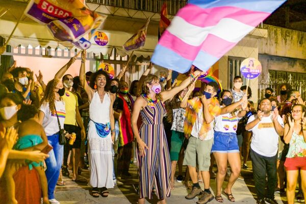 Las mujeres trans arrasan en las elecciones de Brasil: Somos un soplo de esperanza - Sputnik Mundo