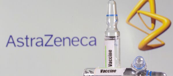 Unos tubos de ensayo con la vacuna AstraZeneca - Sputnik Mundo