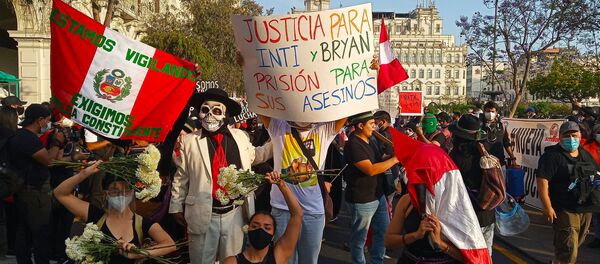 Intervención artística en los alrededores de la plaza San Martín - Sputnik Mundo