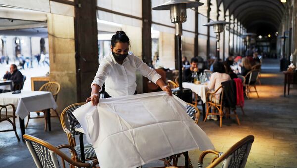 Reapertura de restaurantes tras 40 días de cierre en Barcelona, España Reapertura de restaurantes tras 40 días de cierre en Barcelona, España - Sputnik Mundo