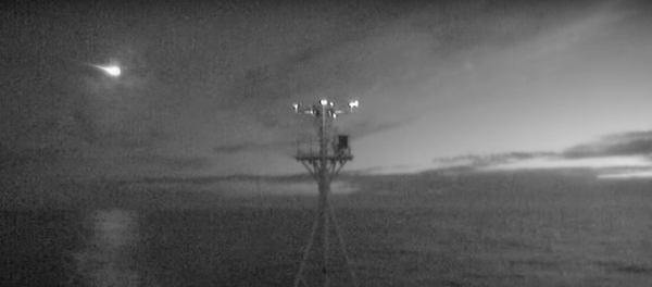 Un meteoro es registrado por las cámaras del buque oceanográfico australiano Investigator - Sputnik Mundo
