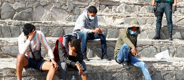 Migrantes en las Islas Canarias - Sputnik Mundo