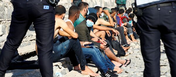 Migrantes en las Islas Canarias - Sputnik Mundo
