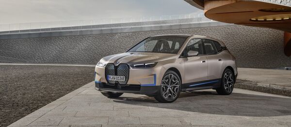 BMW iX, nuevo automóvil de BMW  - Sputnik Mundo