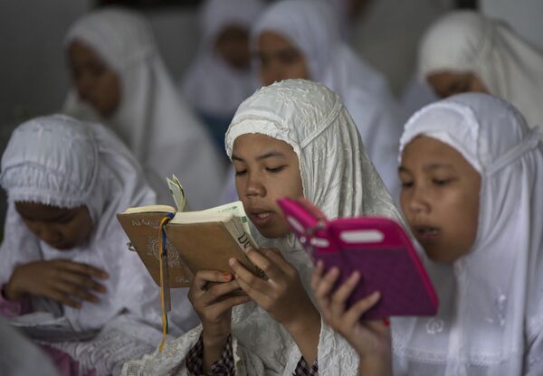 El nuevo amanecer: esta nación musulmana aspira retar a Arabia Saudí en el mundo islámico - Sputnik Mundo