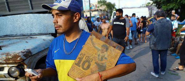 Un fan de Maradona en Buenos Aires, Argentina Un fan de Maradona en Buenos Aires, Argentina - Sputnik Mundo