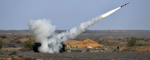 El sistema de misiles antiaéreos ruso (referencial) - Sputnik Mundo