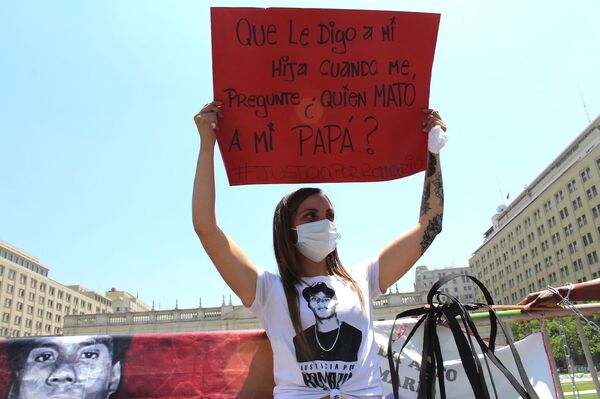 Muerte de migrantes en el estallido social de Chile: denuncian discriminación - Sputnik Mundo