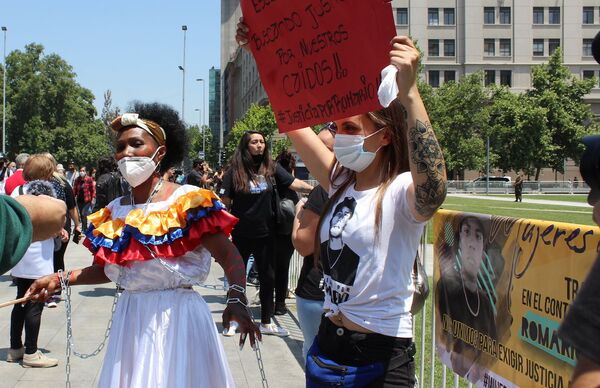 Muerte de migrantes en el estallido social de Chile: denuncian discriminación - Sputnik Mundo