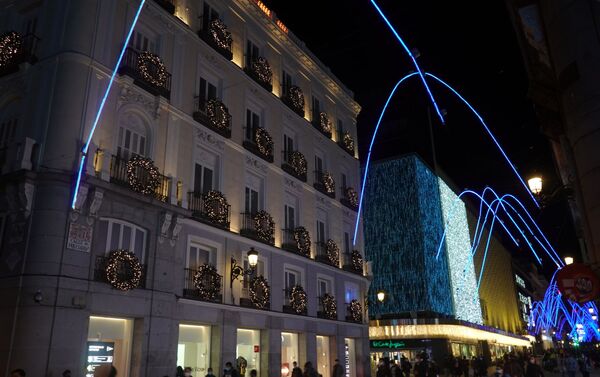 Luces de Navidad en Madrid  - Sputnik Mundo