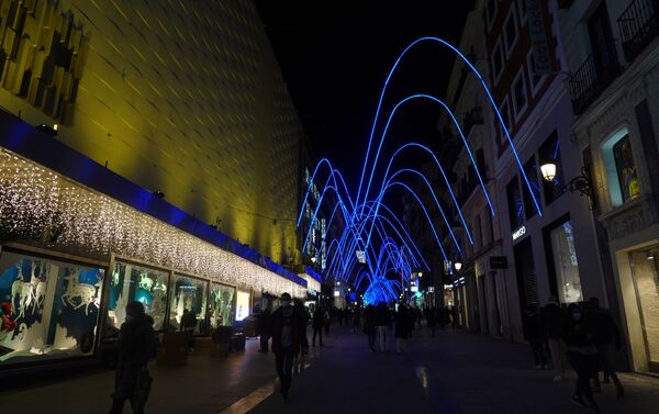 Luces de Navidad en Madrid  - Sputnik Mundo