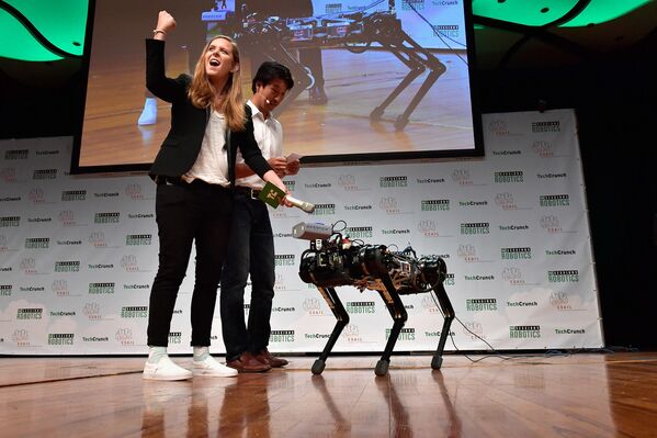 Desde hace 100 años los robots están entre nosotros

 - Sputnik Mundo