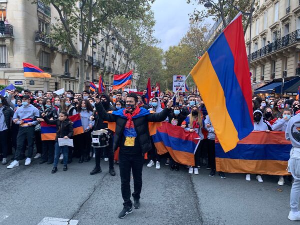 ¿En jaque por Armenia? Francia juega al ajedrez en el Cáucaso, mientras manda un mensaje a Turquía - Sputnik Mundo