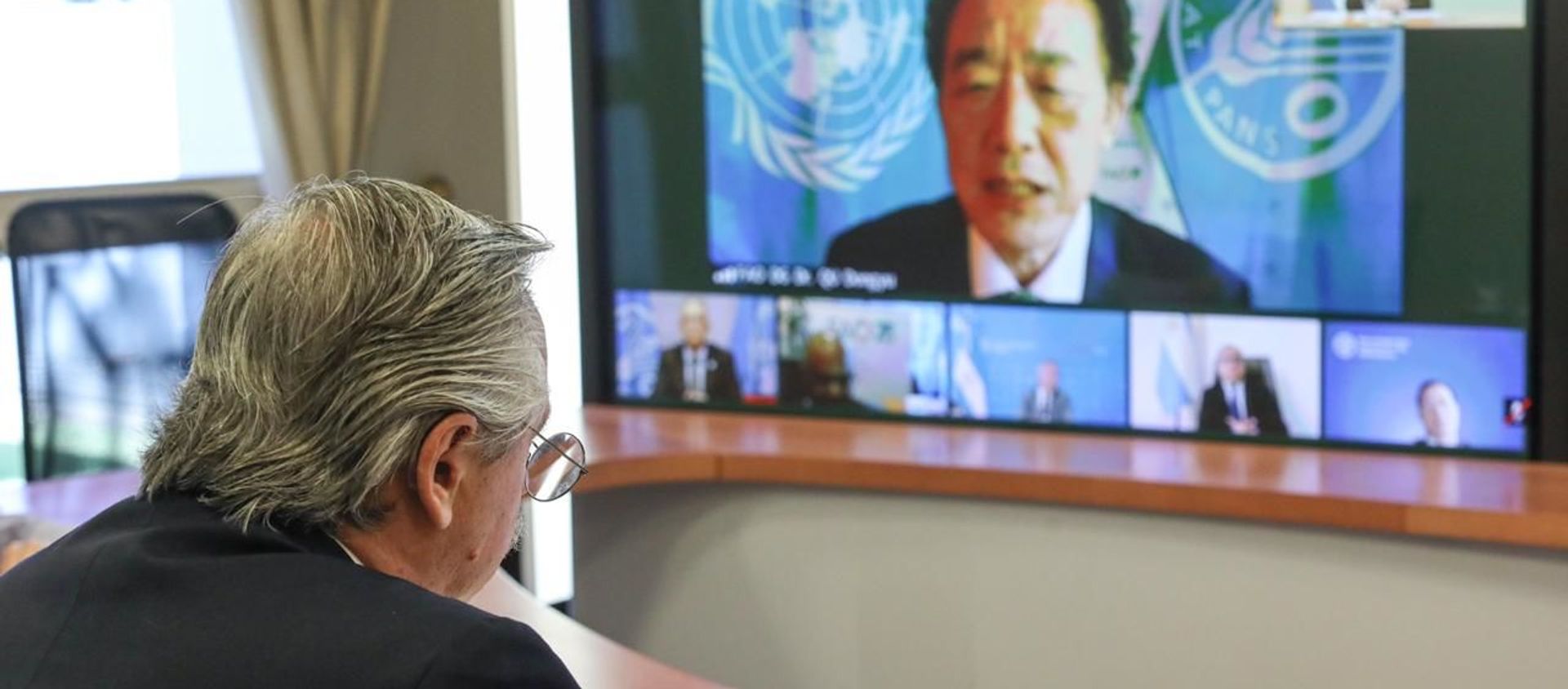 El presidente argentino, Alberto Fernández, en reunión virtual con el director general de la FAO, Qu Dongyu El presidente argentino, Alberto Fernández, en reunión virtual con el director general de la FAO, Qu Dongyu - Sputnik Mundo, 1920, 27.11.2020