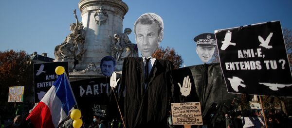 Manifestación de protesta en París - Sputnik Mundo