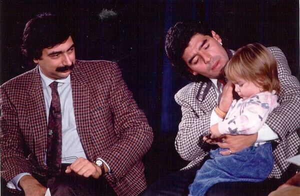 Maradona en Nápoles, un culto destinado a durar Maradona en Nápoles, un culto destinado a durar - Sputnik Mundo