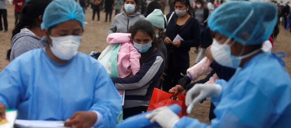 Vacunación en Perú (imagen referencial) - Sputnik Mundo