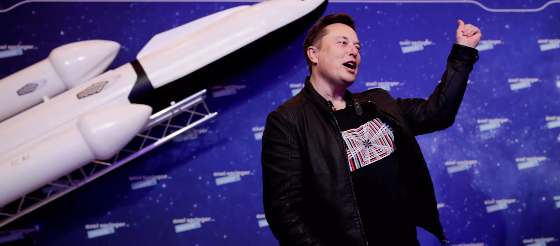 Elon Musk, director ejecutivo de SpaceX, en la alfombra roja de los premios Axel Springer Elon Musk, director ejecutivo de SpaceX, en la alfombra roja de los premios Axel Springer - Sputnik Mundo, 1920, 02.12.2020