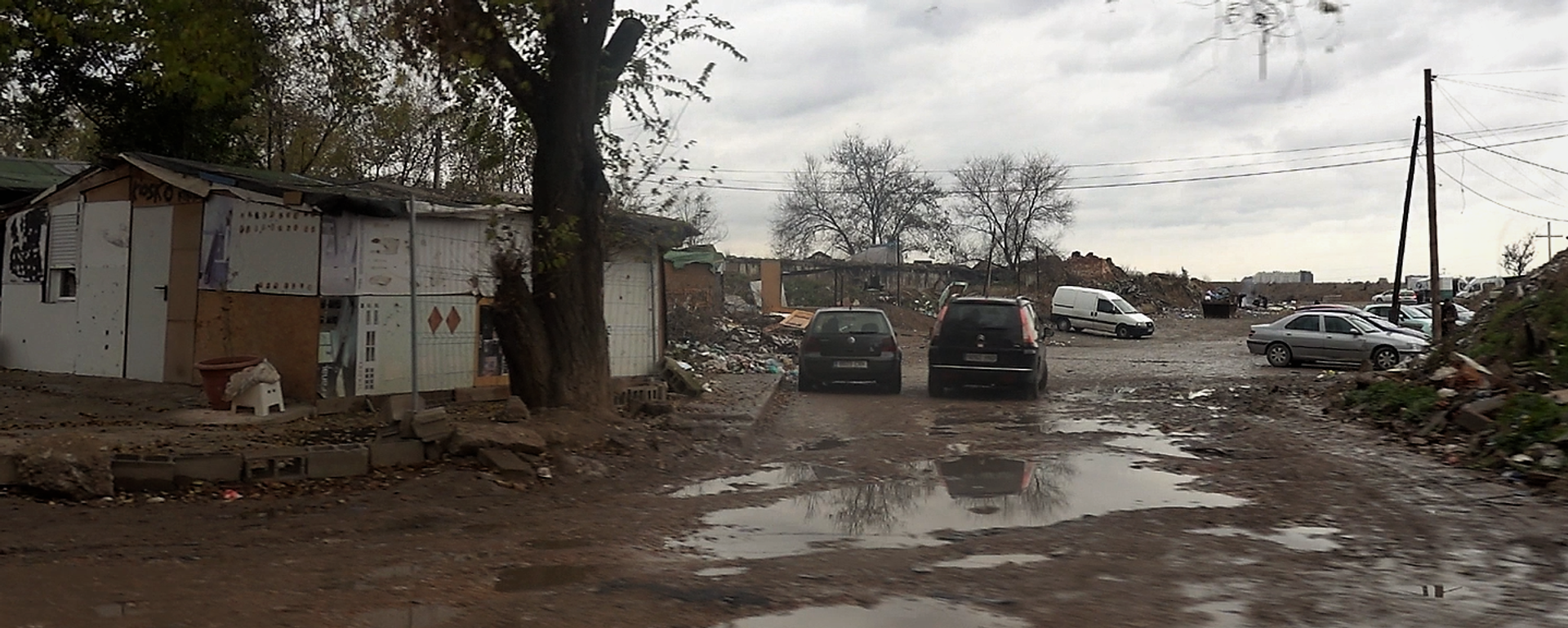 Un tramo de la Cañada Real, poblado irregular de Madrid - Sputnik Mundo, 1920, 02.12.2020